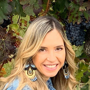 Meet your Posher, Carolina